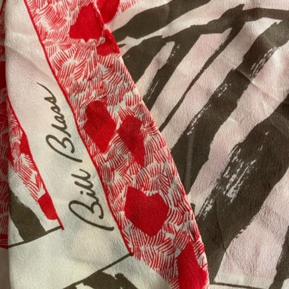 EUC Vintage 70s 80s Bill Blass Silk Scarf Red Brown combo Beautiful 28 x 28 silk - Picture 9 of 9